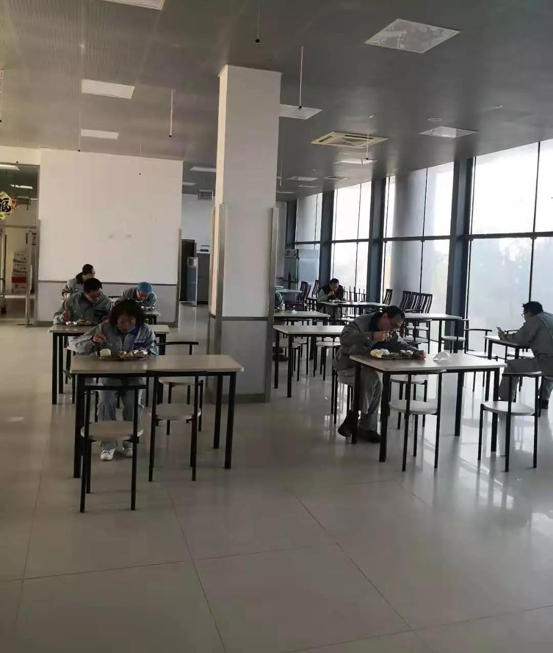 1588226635366461.jpg 02.jpg